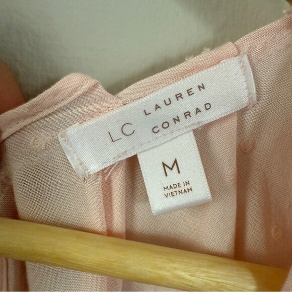 LC Lauren Conrad Light Pink Swiss Dot Women's Cap Sleeve Blouse Size M - Picture 3 of 10